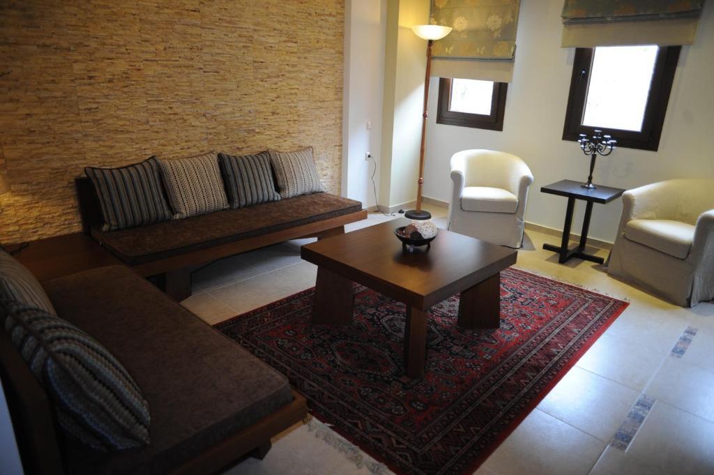Agapi Luxury Hotel Káto Loutrákion 객실 사진