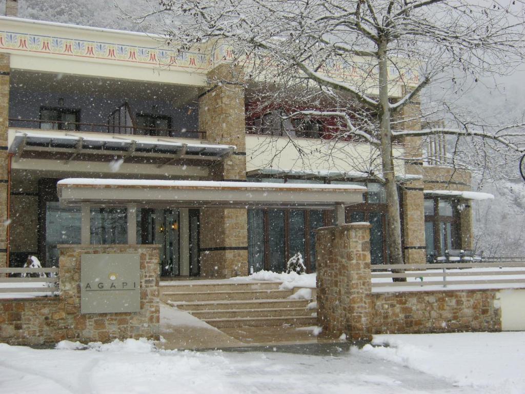 Agapi Luxury Hotel Káto Loutrákion 외부 사진